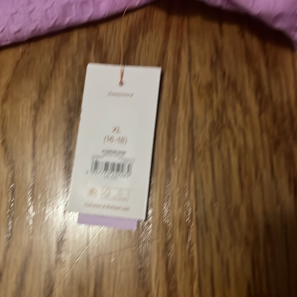 Joyspun Robe - Picture 4 of 4